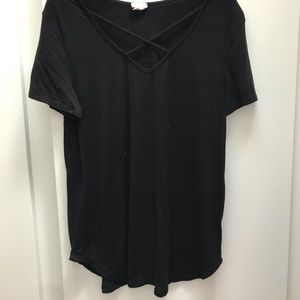 Black tee